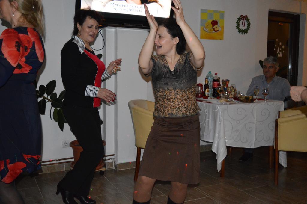 Pensiunea La Busu Bran  Esterno foto
